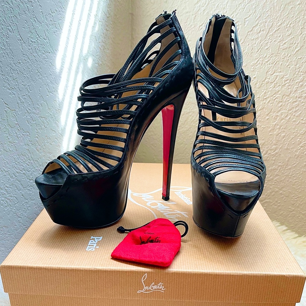 Christian Louboutin Zoulou, 39